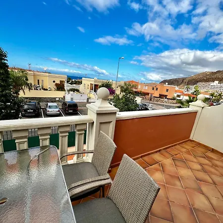 Cozy In 60 M² With Shared Pool Apartament *