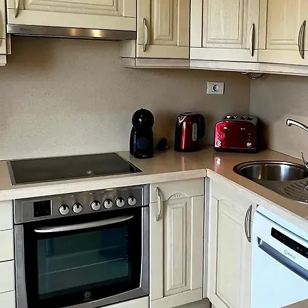 Cozy In 60 M² With Shared Pool Apartament