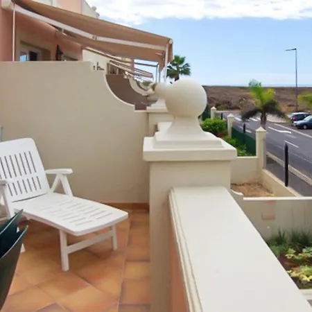 Cozy In 60 M² With Shared Pool