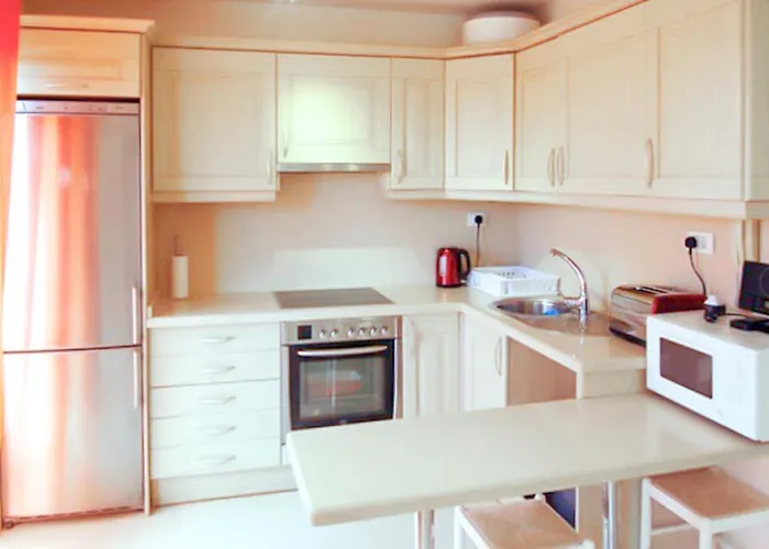 Cozy In 60 M² With Shared Pool Appartement