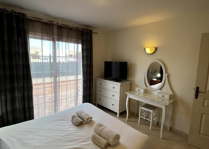 Cozy In 60 M² With Shared Pool Appartement *